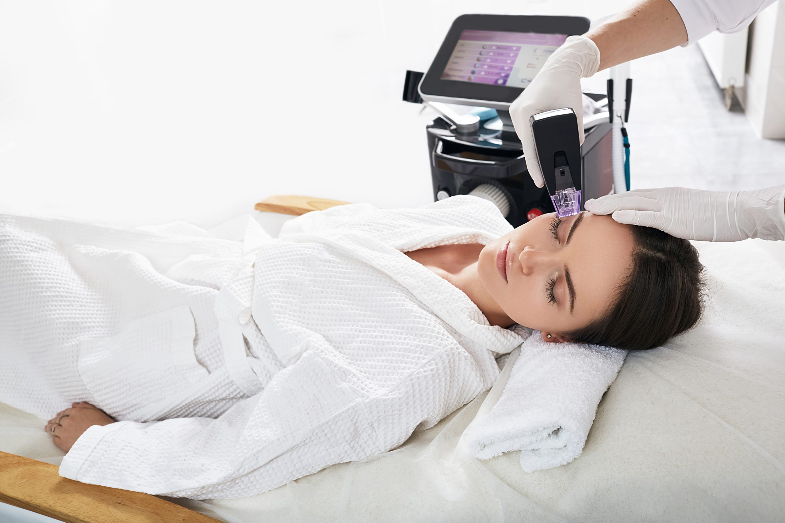 Hydrating facial combined with LED therapy