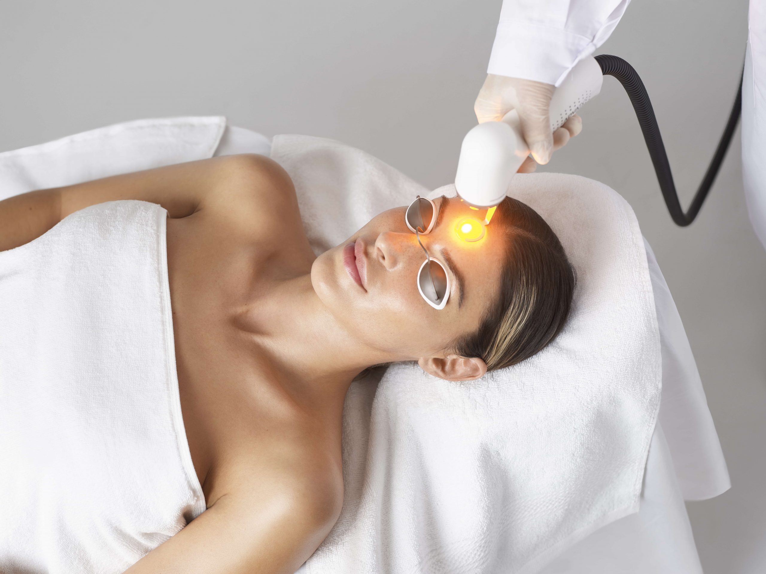 Advalight laser demo